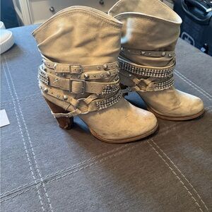 Women's Studded Ankle Boots